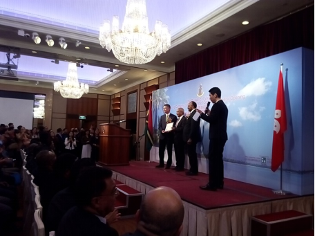 1490145379757961.png blob.png